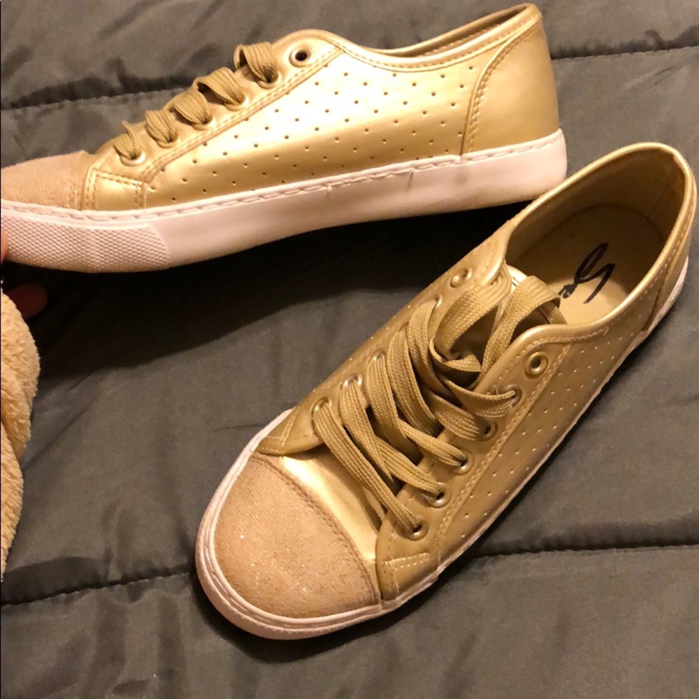 Gold Seven Brand shoes